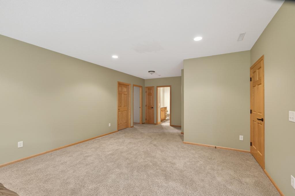 2823 Dunlap Lane Southeast Rochester, MN 55904 - Photo 26 of 48