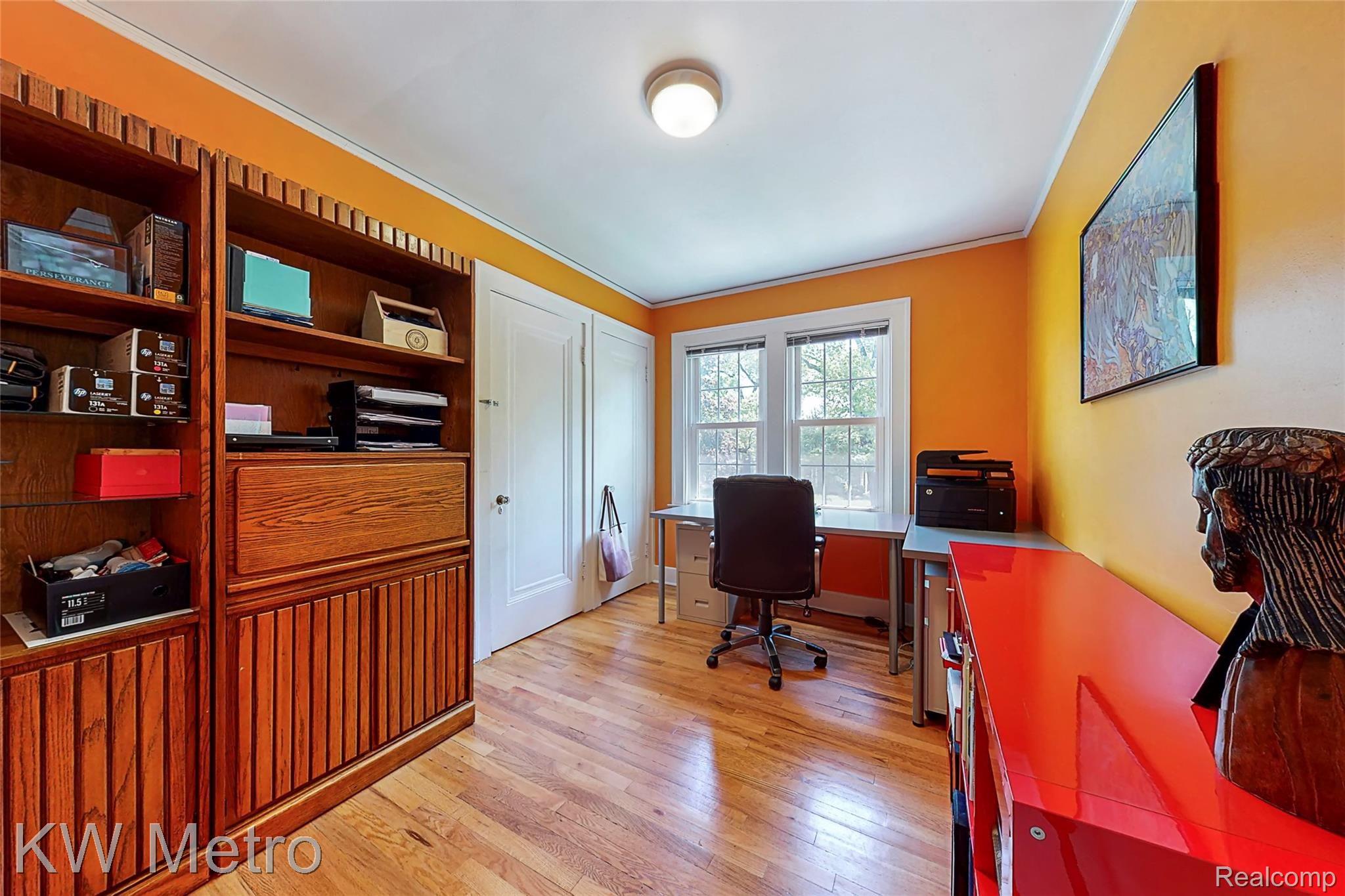 124 Cambridge Boulevard Pleasant Ridge, MI 48069 - Photo 20 of 54 124-Cambridge-Blvd-05262022_041218.jpg