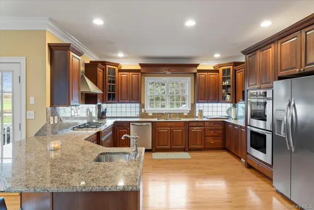 $8,999 | 2995 Laurel Trail, Laurel, NY 11948