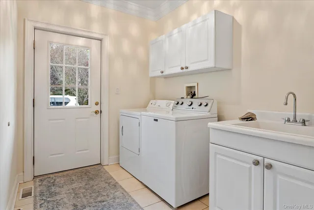 $8,999 | 2995 Laurel Trail, Laurel, NY 11948