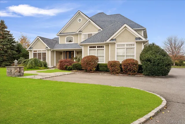 $8,999 | 2995 Laurel Trail, Laurel, NY 11948