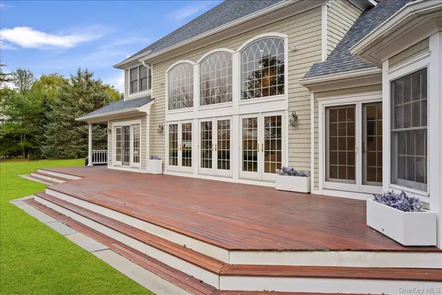 $8,999 | 2995 Laurel Trail, Laurel, NY 11948