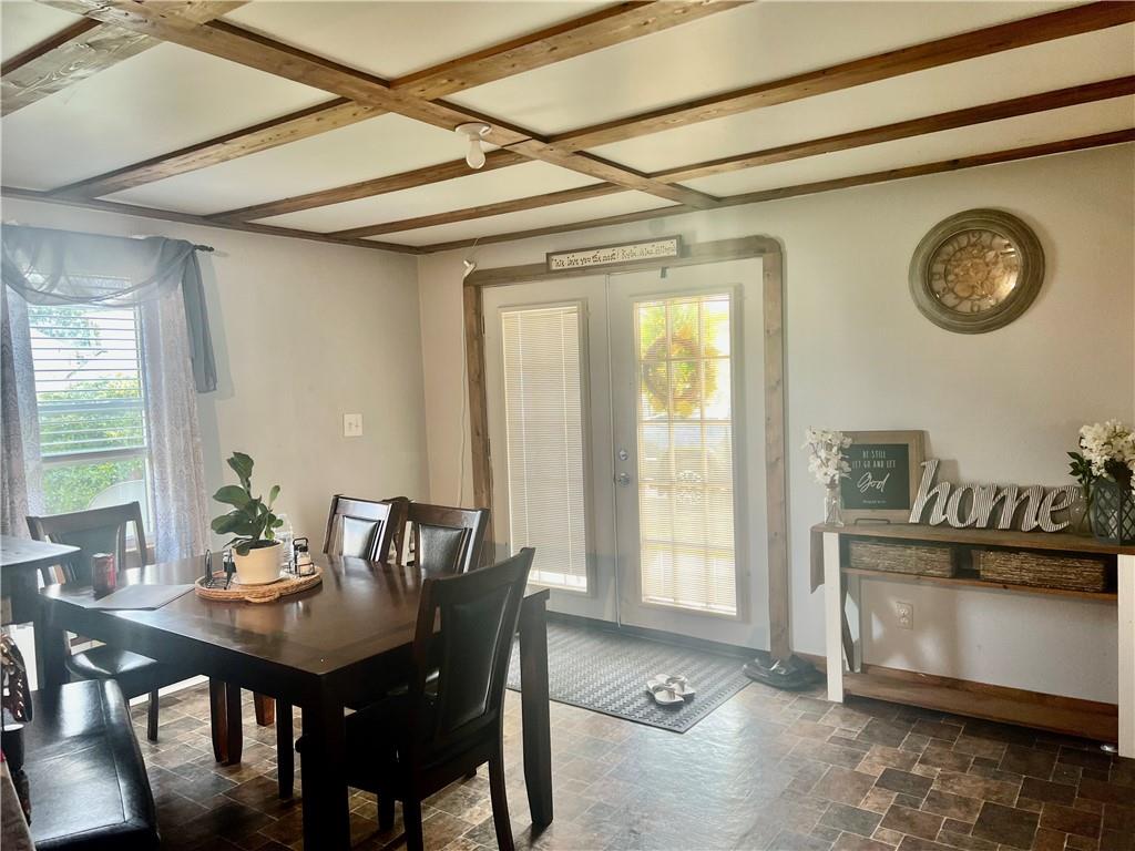 423 Middle Avenue Allison, PA 15413 - Photo 2 of 50 Gallery Image 2
