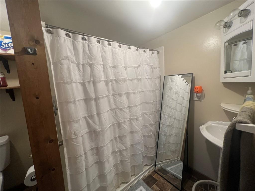 423 Middle Avenue Allison, PA 15413 - Photo 25 of 50 Gallery Image 25