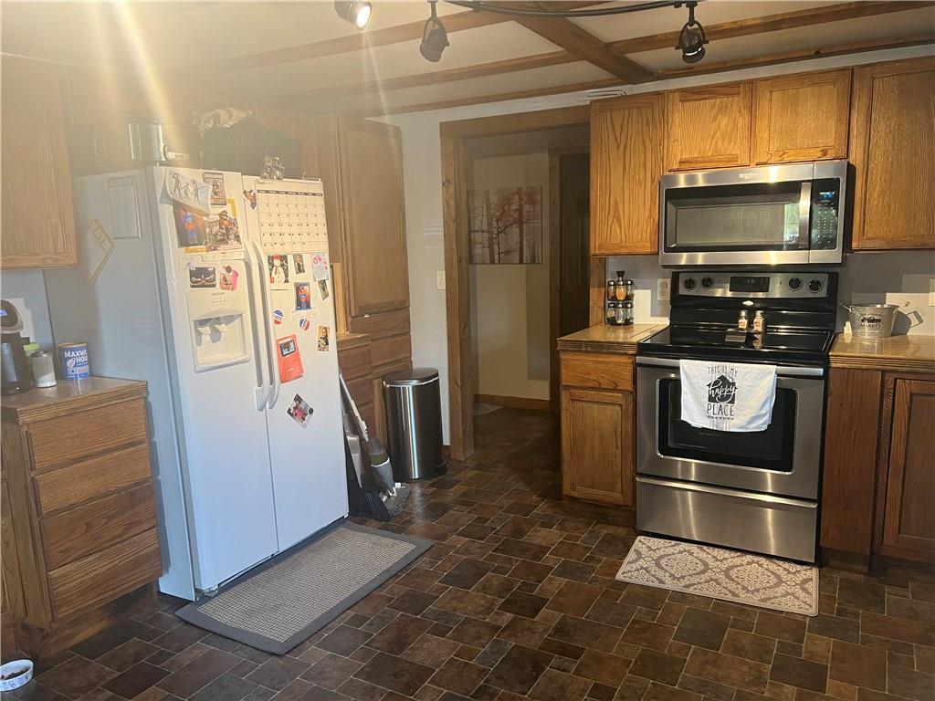 423 Middle Avenue Allison, PA 15413 - Photo 10 of 50 Gallery Image 10