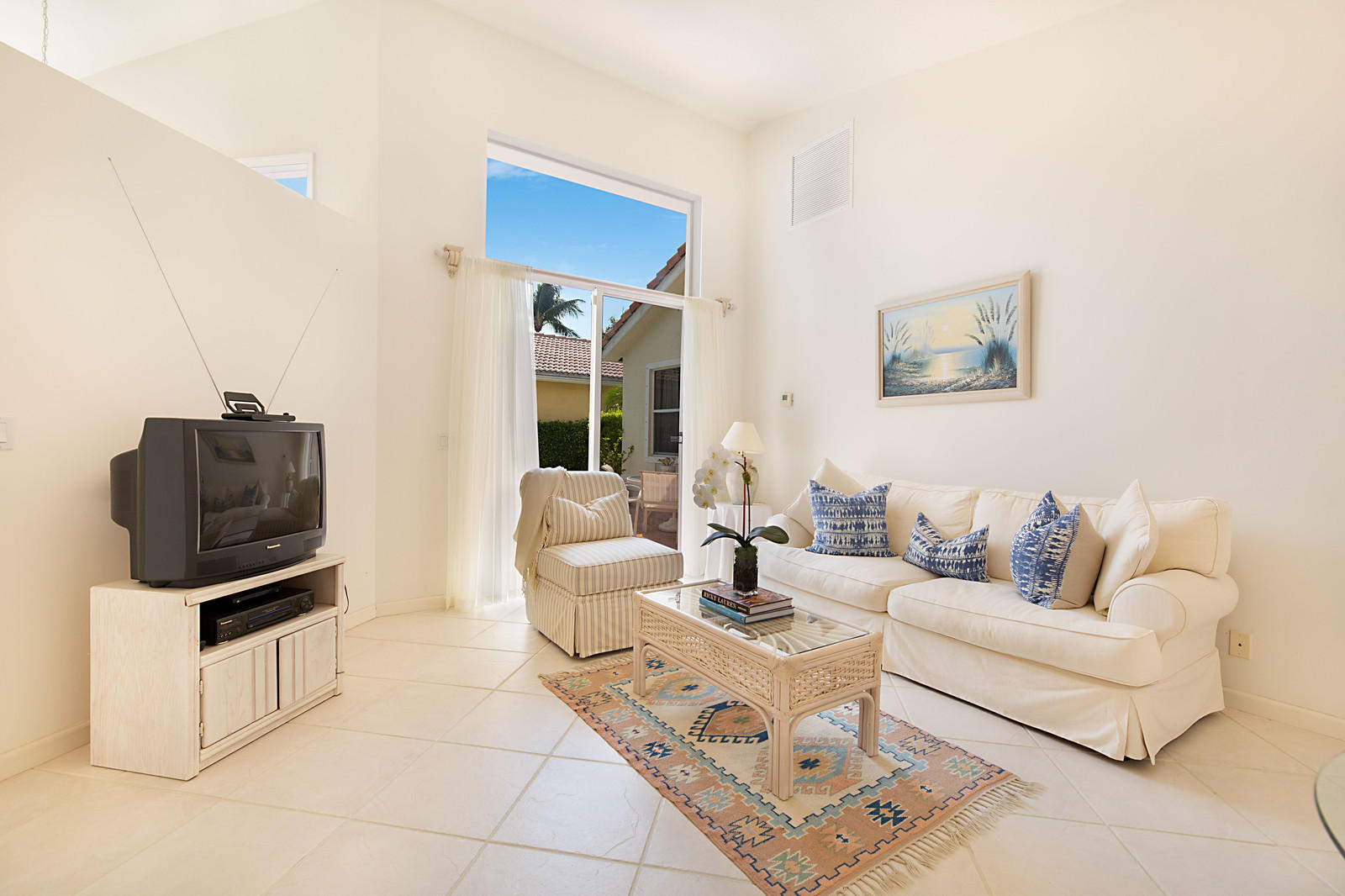 7150 Northwest Turtle Walk Boca Raton, FL 33487 - Photo 9 of 28 family room