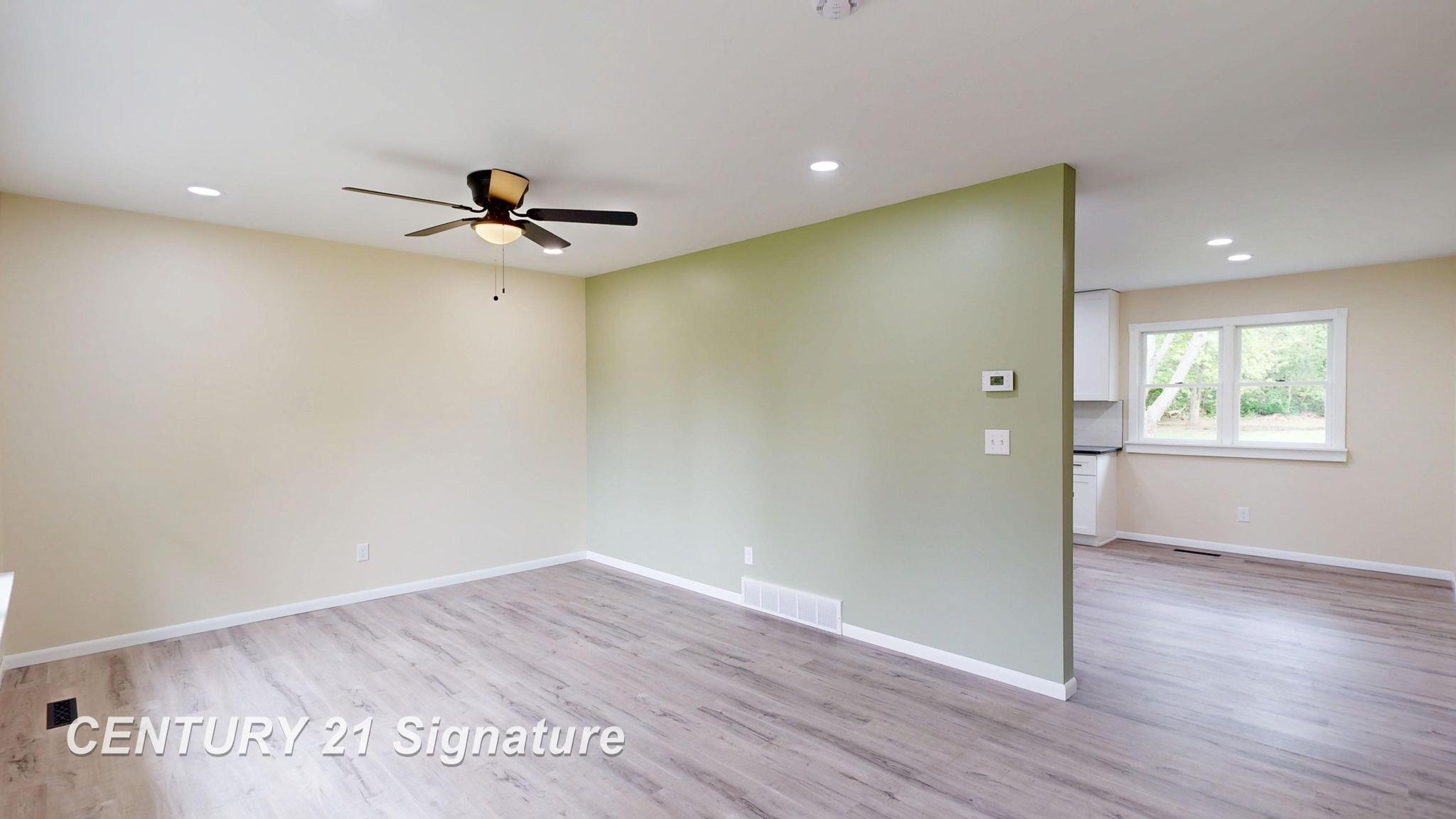 7385 Gillette Road Flushing, MI 48433 - Photo 14 of 30 50175769-5c78a84d-43af-40ee-8c5a-897a0baac663.JPG