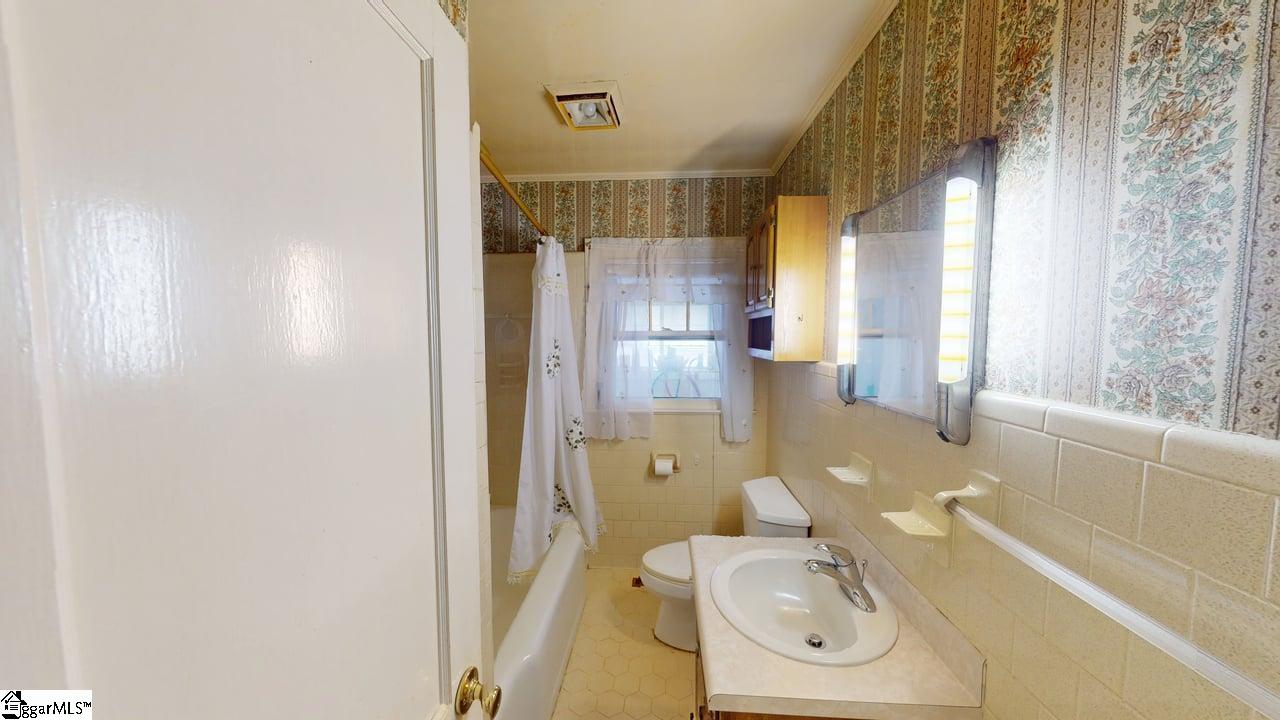 21 Jantzen Court Seneca, SC 29672 - Photo 21 of 44