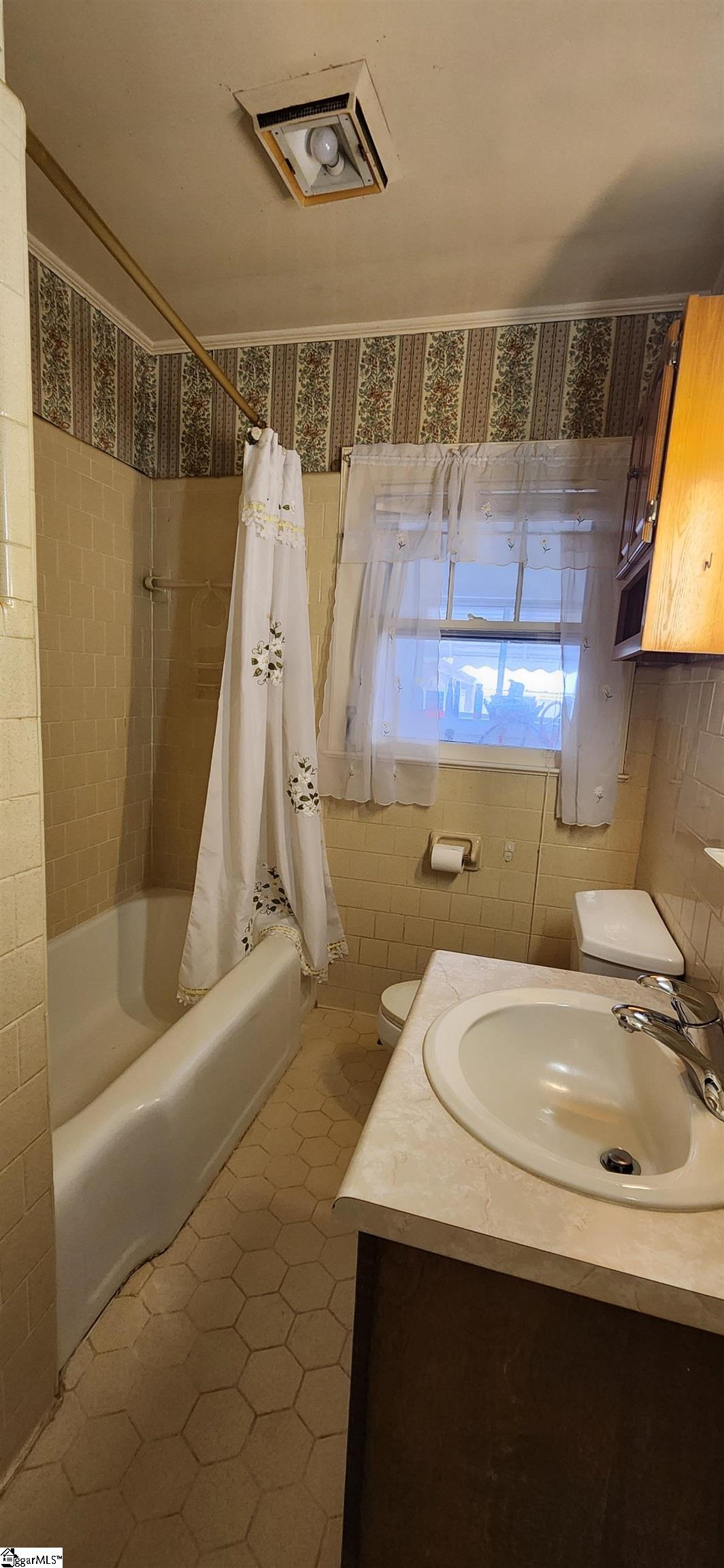 21 Jantzen Court Seneca, SC 29672 - Photo 23 of 44