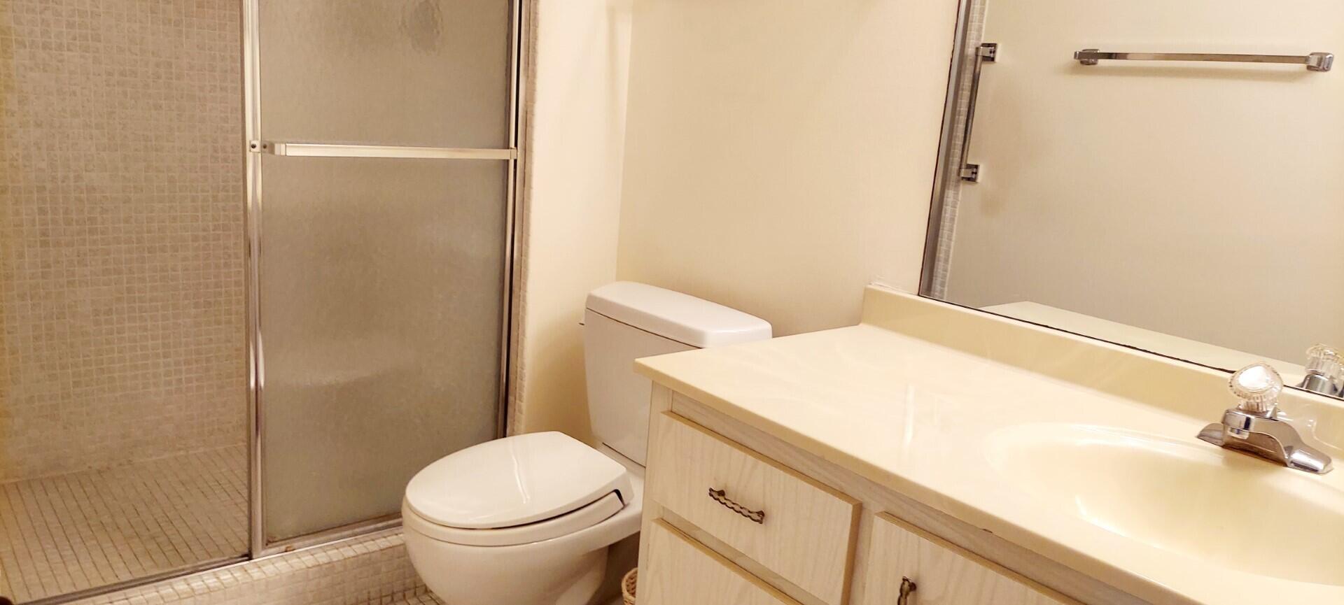 2012 Ainslie Drive Boca Raton, FL 33434 - Photo 13 of 28 bathroom