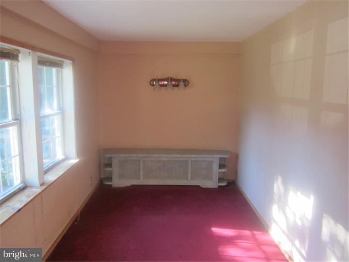 504 6th Street Roebling, NJ 08554 - Photo 3 of 11