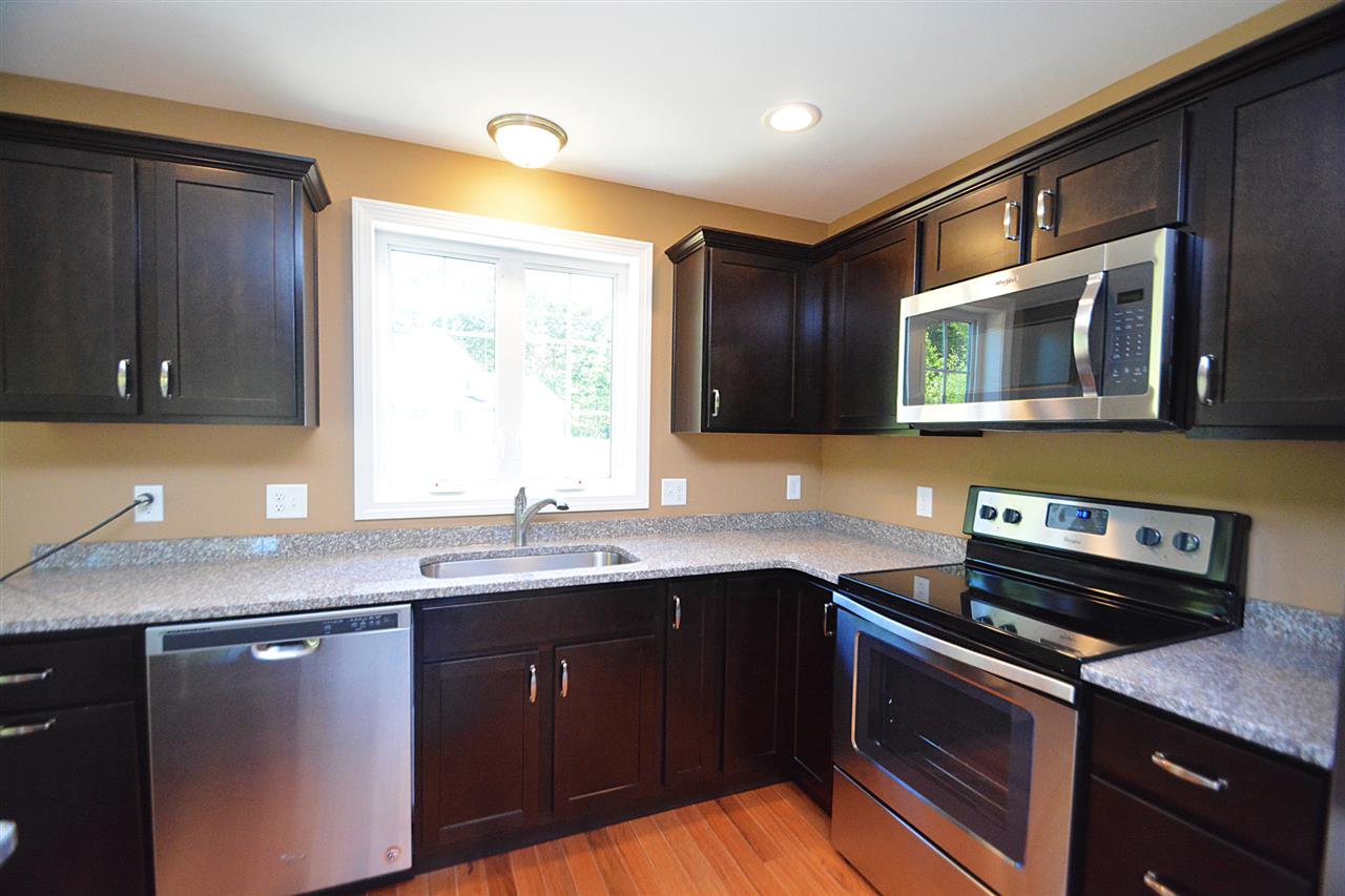 51 Constitution Way Rochester, NH 03867 - Photo 5 of 39