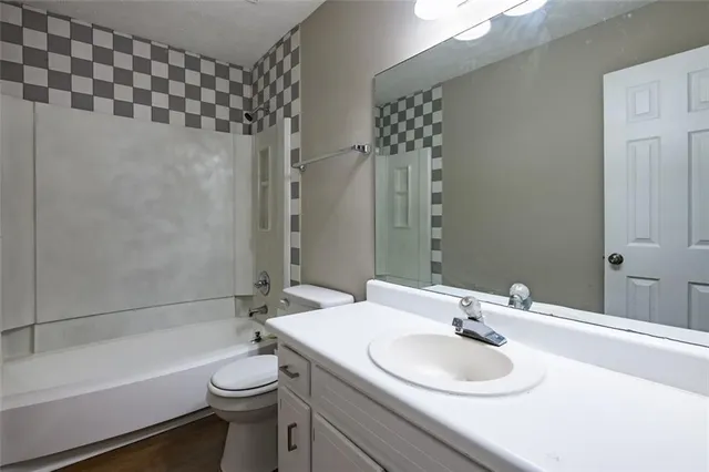 $1,245 | 366 Haymarket Lane, Lawrenceville, GA 30046