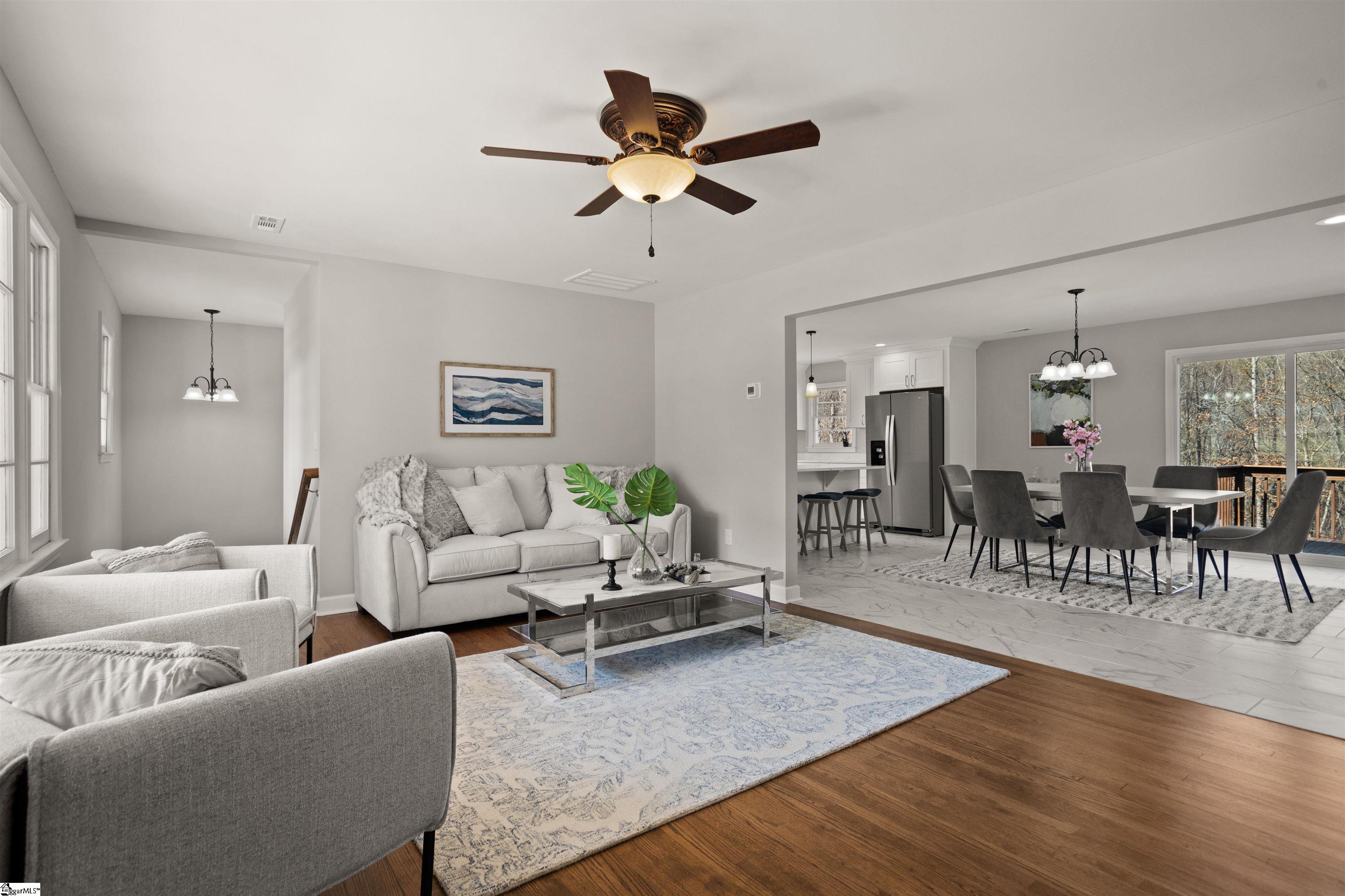 115 Pinetree Lane Easley, SC 29640 - Photo 4 of 46