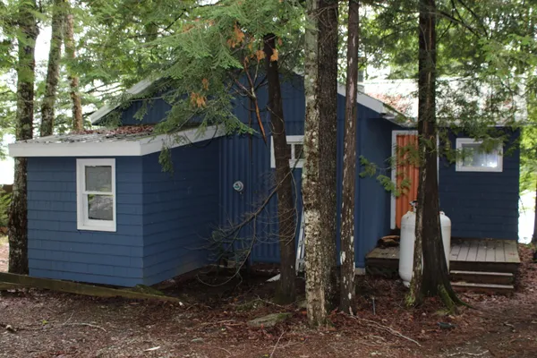 $154,900 | 8 Drake Lane, Oakfield, ME 04763