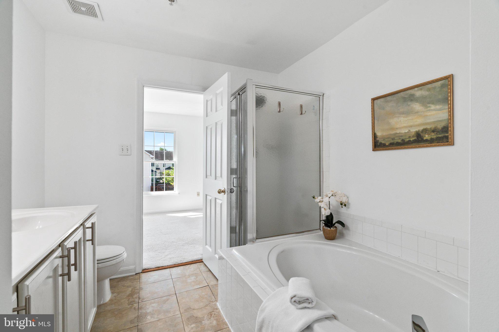 605 Hollowstone Road Frederick, MD 21703 - Photo 26 of 32 Full Bath