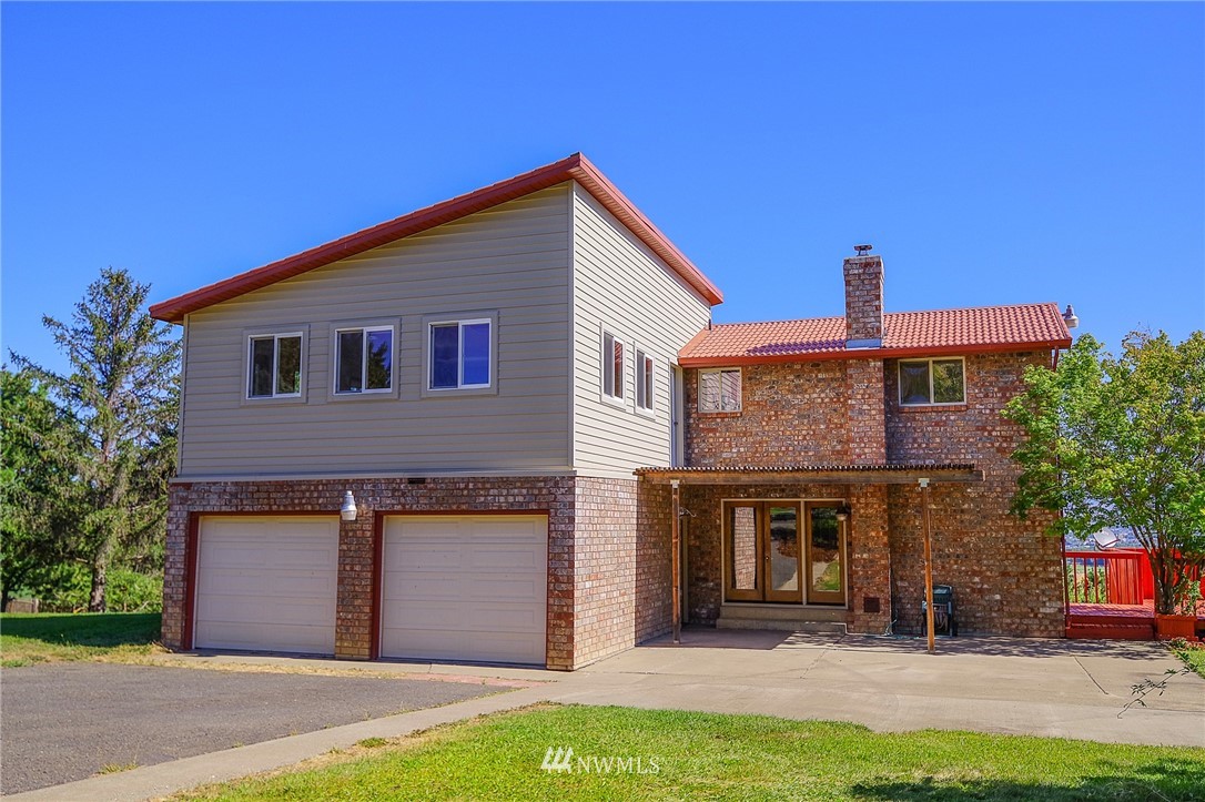 2201 Mellergaard Road Ellensburg, WA 98926 - Photo 1 of 35 Gallery Image 1