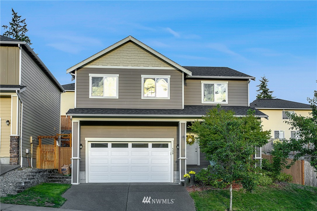520 Field Place Northeast Renton, WA 98059 - Photo 2 of 21