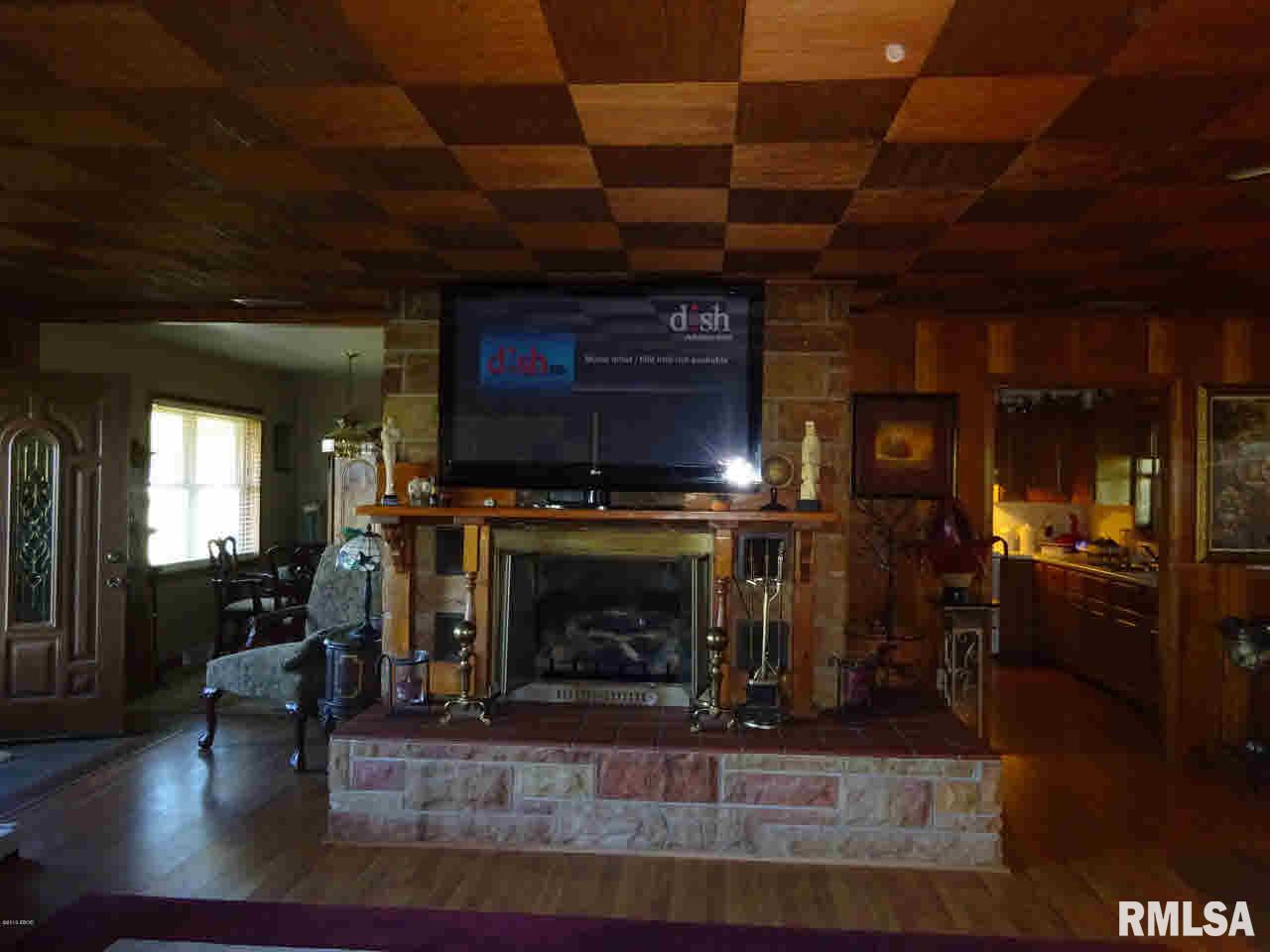 3090 Raleigh Road Eldorado, IL 62930 - Photo 3 of 12 Gallery Image 3