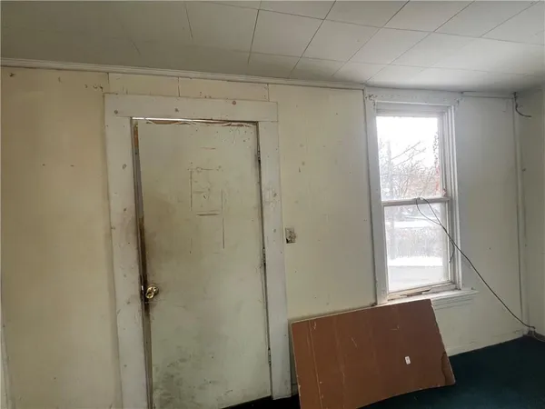 $14,900 | 220 Mylan Street, Oil City, PA 16301