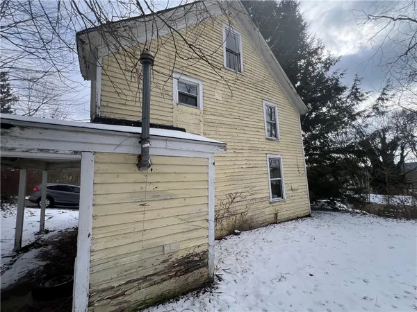 $14,900 | 220 Mylan Street, Oil City, PA 16301