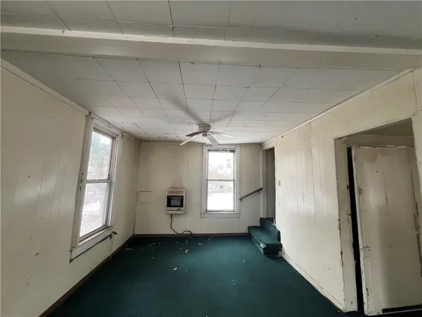 $14,900 | 220 Mylan Street, Oil City, PA 16301