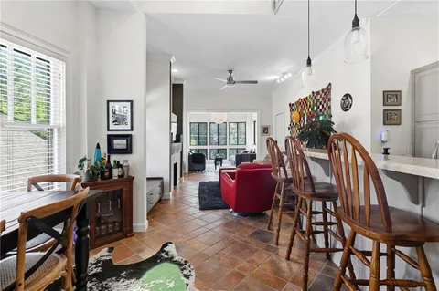 a view of a livingroom and dining room