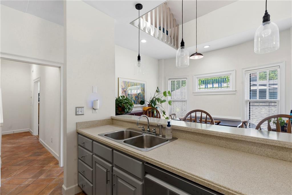 336 5th Street Northeast, Unit 4 Atlanta, GA 30308 - Photo 33 of 36