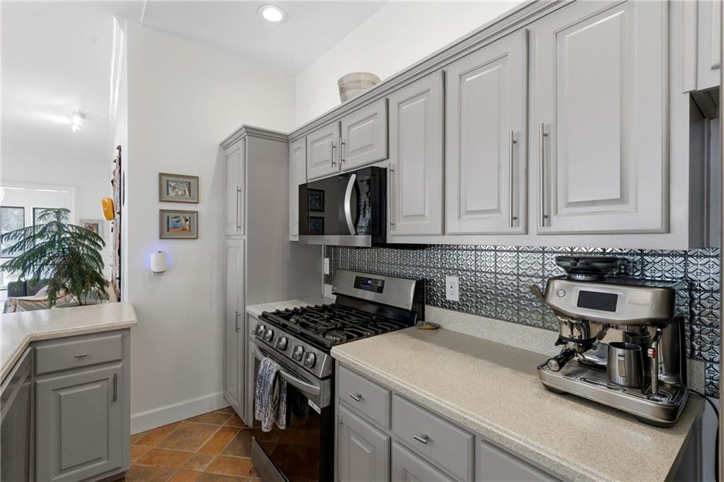 336 5th Street Northeast, Unit 4 Atlanta, GA 30308 - Photo 8 of 36