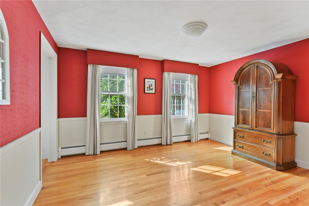 1340 High Hawk Road East Greenwich, RI 02818 - Photo 7 of 23 Office or Playroom or Dining Room/Lounge