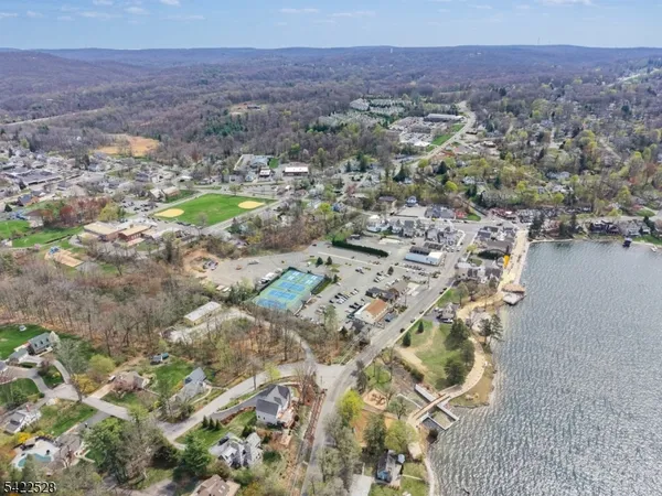 $449,000 | 3 Alder Drive, Sparta, NJ 07871