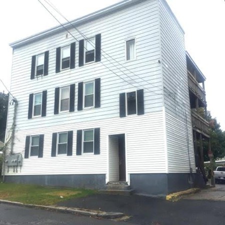 9 Montcalm Street Springfield, MA 01151 - Photo 1 of 16 Gallery Image 1