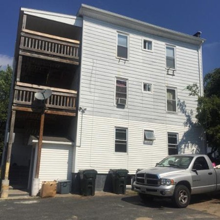 9 Montcalm Street Springfield, MA 01151 - Photo 2 of 16 Gallery Image 2