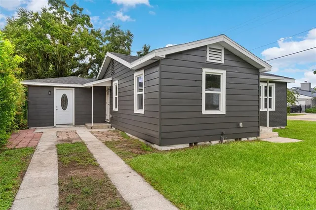 $375,000 | 1160 East Edgewood Drive, Lakeland, FL 33803