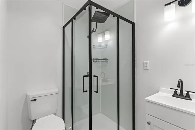 $375,000 | 1160 East Edgewood Drive, Lakeland, FL 33803