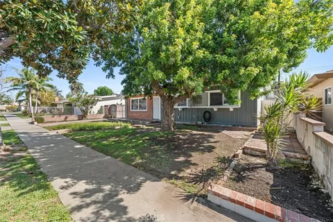 $939,000 | 412 South Fann Street, Anaheim, CA 92804
