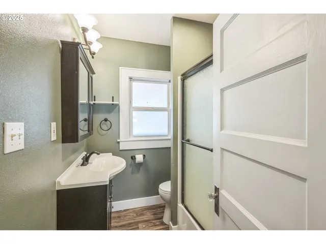 $375,000 | 420 Southeast Linden Avenue, Gresham, OR 97080