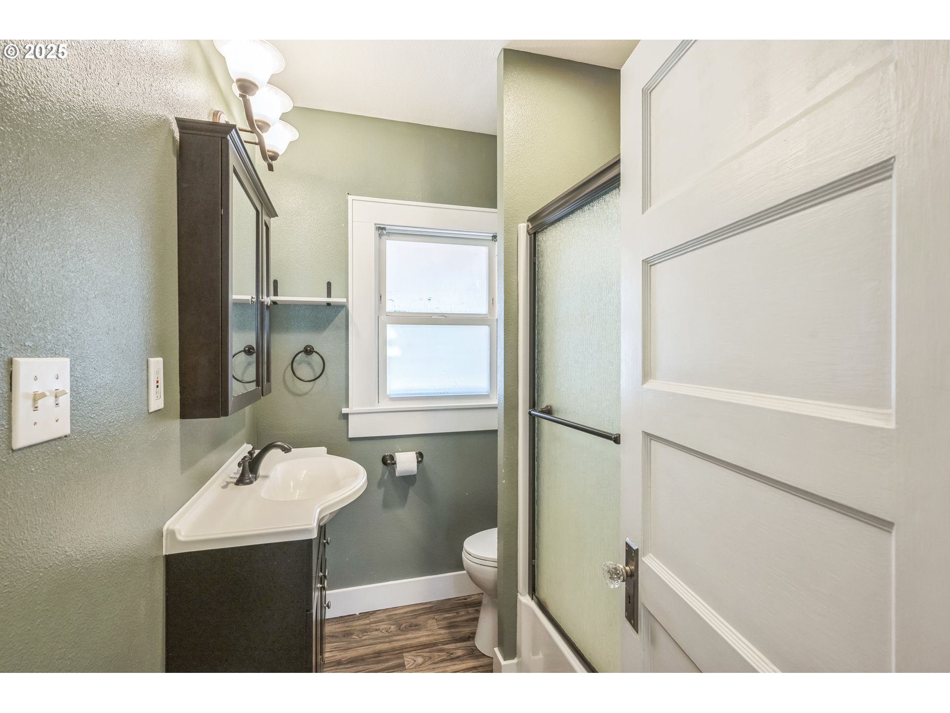 420 Southeast Linden Avenue Gresham, OR 97080 - Photo 22 of 30 a bathroom with a sink mirror and a toilet