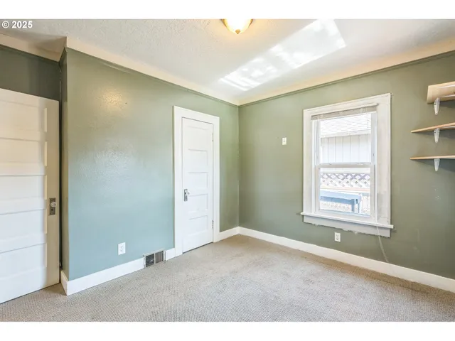 $375,000 | 420 Southeast Linden Avenue, Gresham, OR 97080