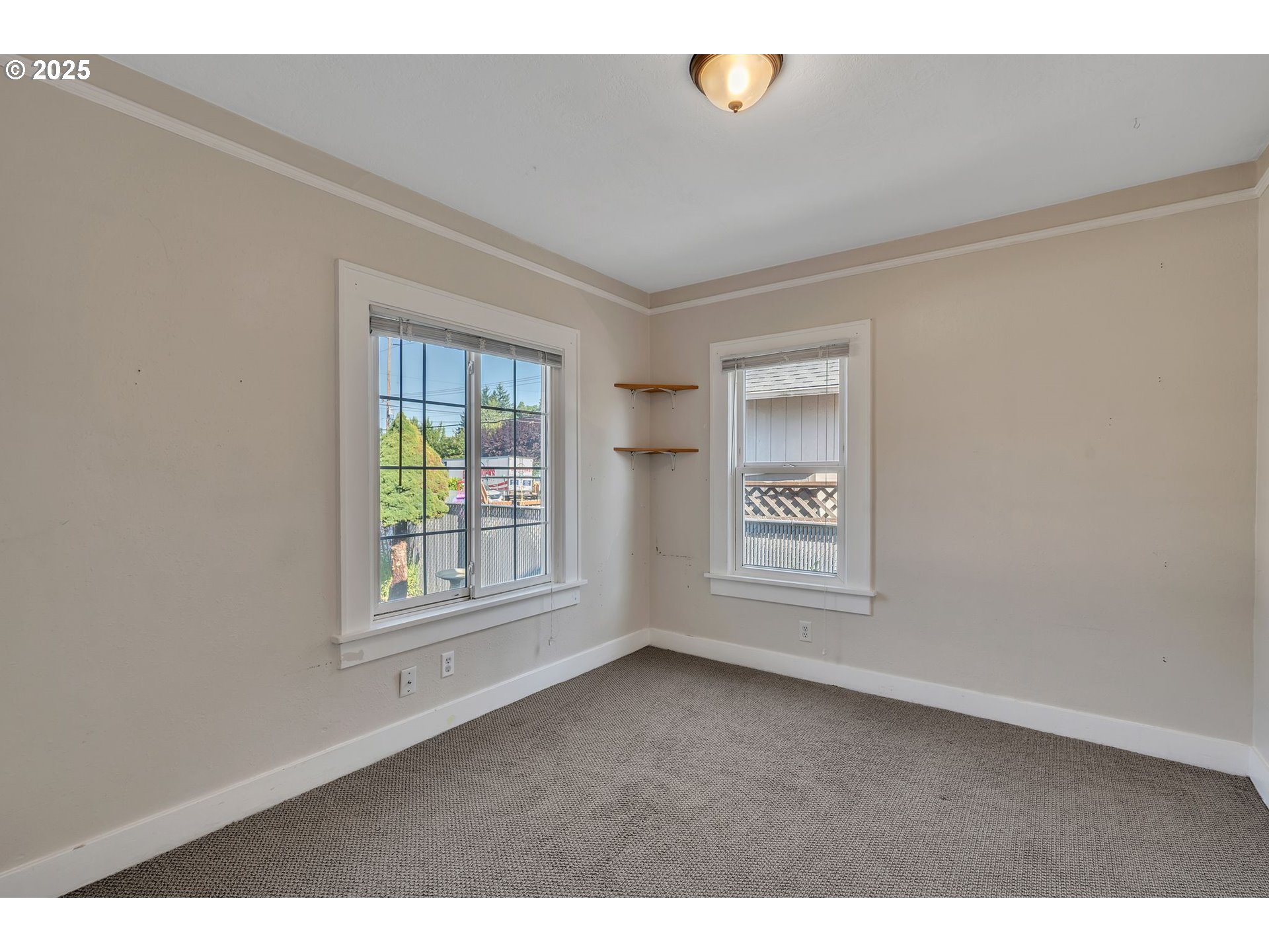 420 Southeast Linden Avenue Gresham, OR 97080 - Photo 30 of 30 an empty room with windows