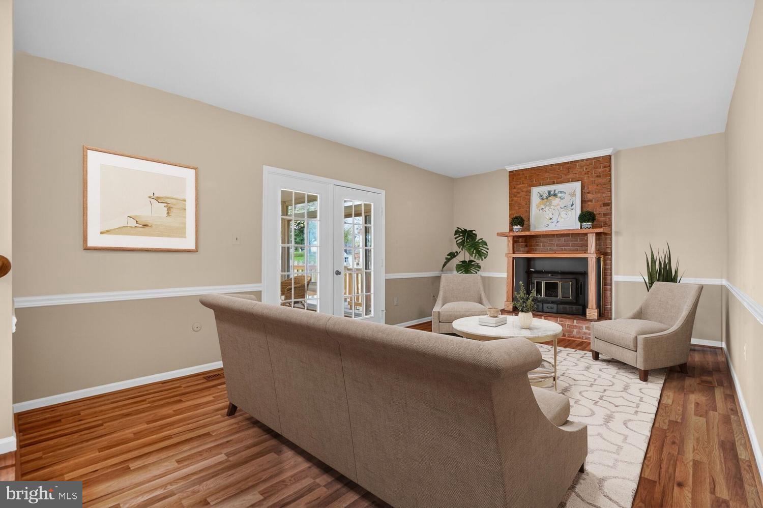 1122 Janney Street Southwest Leesburg, VA 20175 - Photo 16 of 41 Family Room