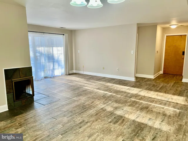 $450,000 | 116 Rainier Court, Unit 4, Princeton, NJ 08540