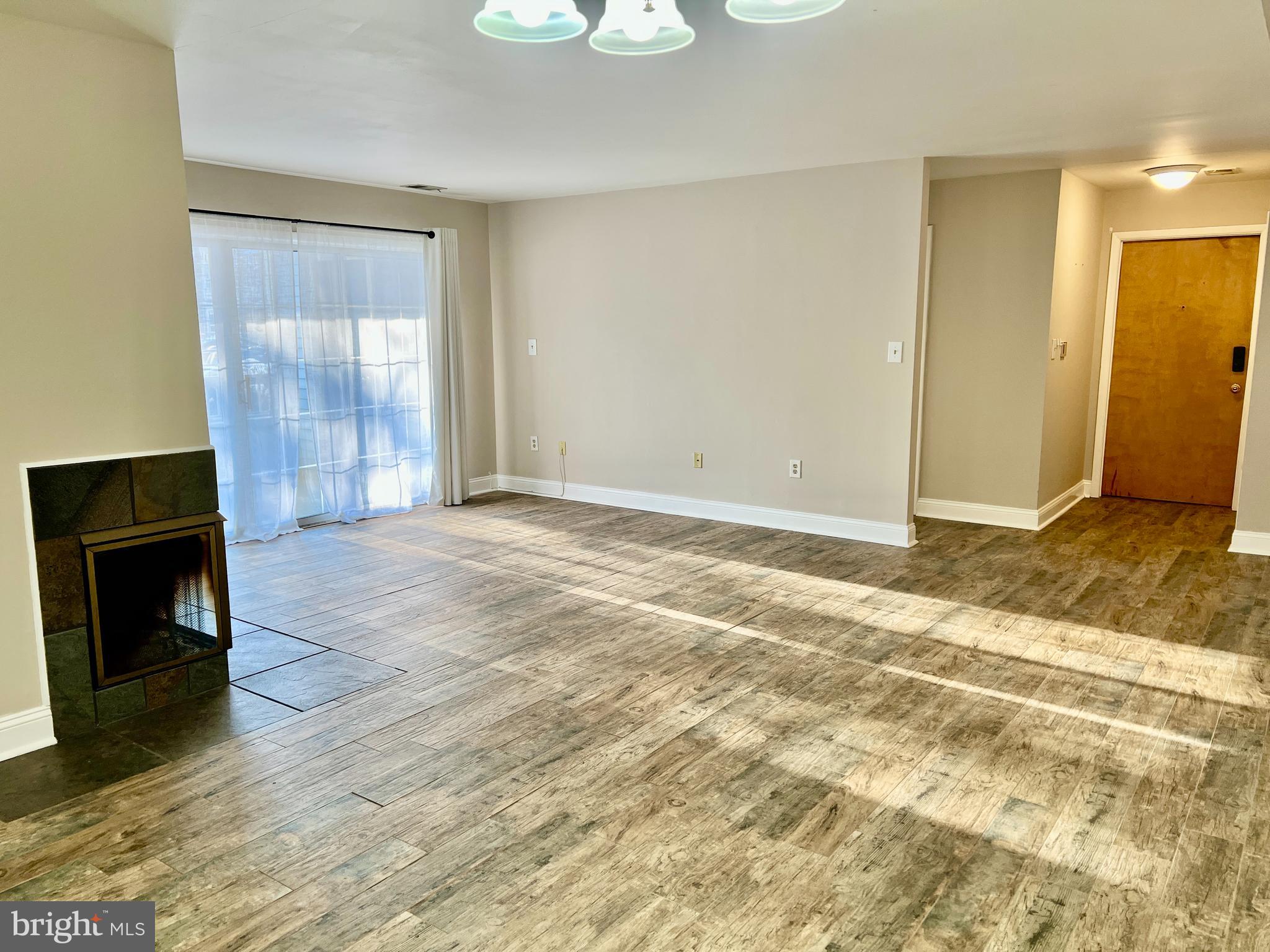 116 Rainier Court, Unit 4 Princeton, NJ 08540 - Photo 4 of 18