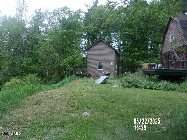 $275,000 | 271 Hickey Road, Hampton, NY 12837