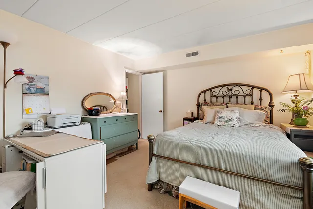 $145,000 | 1940 183rd Street, Unit 1C, Homewood, IL 60430