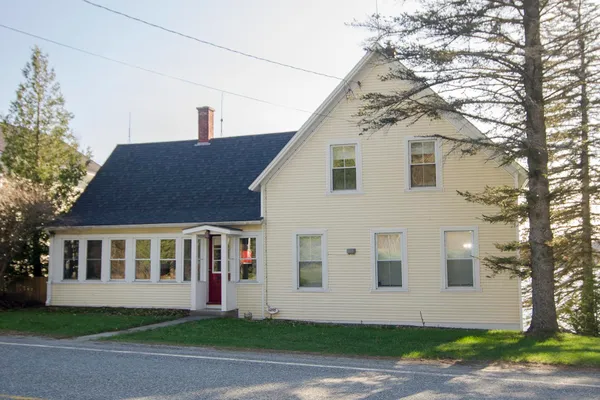 $499,000 | 6249 Route 111 Morgan Vt 05853, Morgan, VT 05853