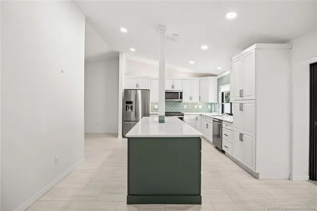 $975,888 | 5 Copaire Road, Stuart, FL 34996