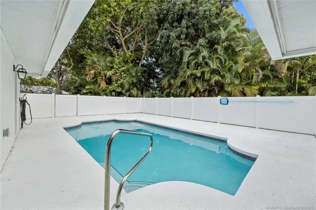 $975,888 | 5 Copaire Road, Stuart, FL 34996