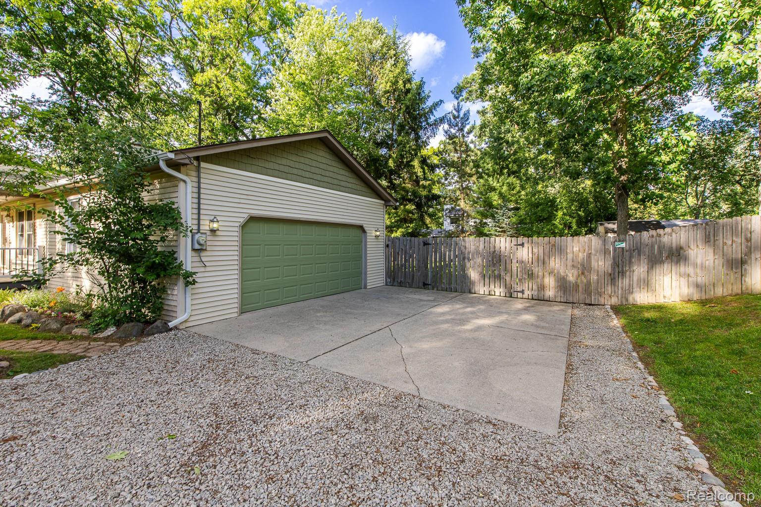1665 Rosedale Street West Bloomfield, MI 48324 - Photo 37 of 41 Concrete pad for the oversized 2 car garage
