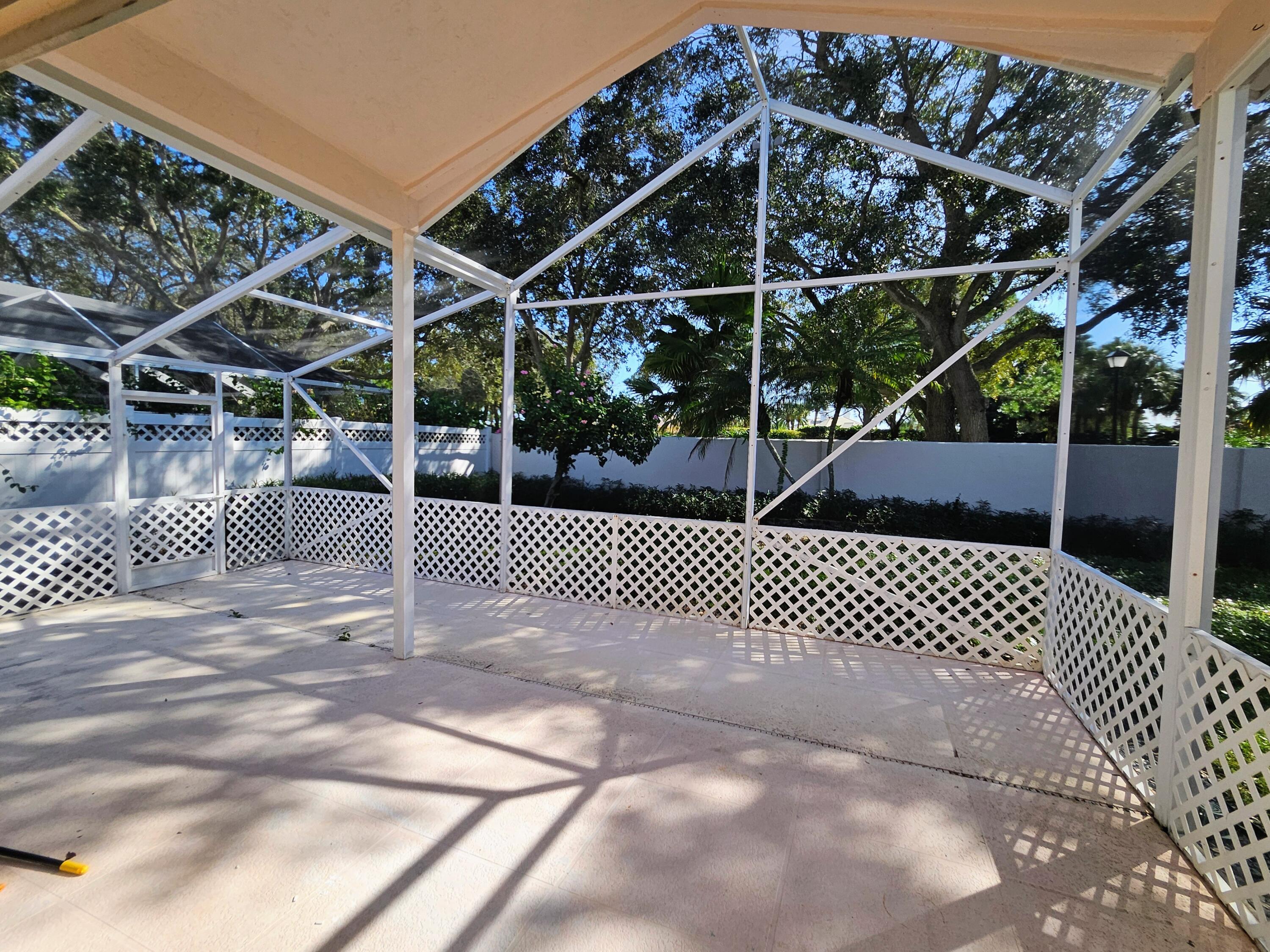 114 Spoonbill Court Jupiter, FL 33458 - Photo 11 of 12